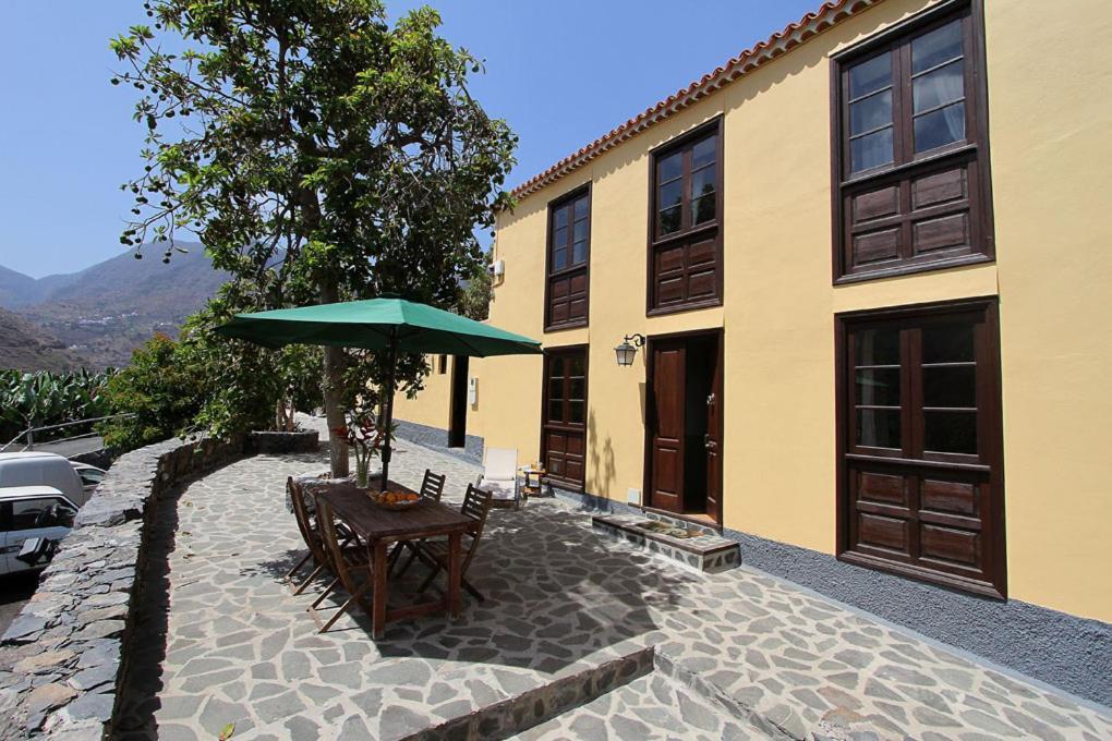 Casa Rural Los Aromos - Wunderschönes Landhaus mit Meerblick Hermigua Exterior foto